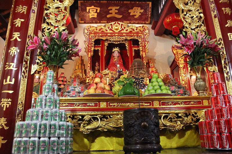 Chính cung